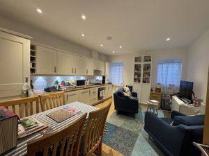 Kitchen/Diner/Lounge- click for photo gallery